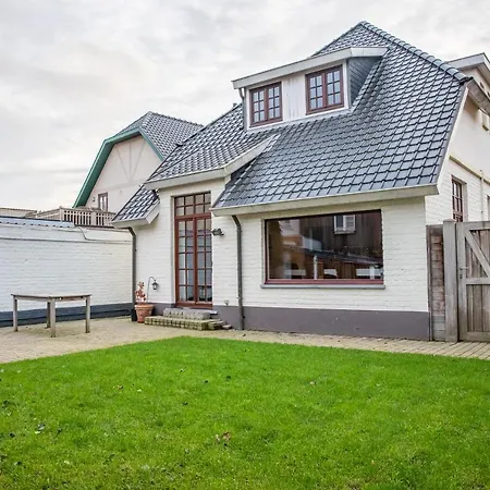 Charming Sauverdias With Garden De Haan